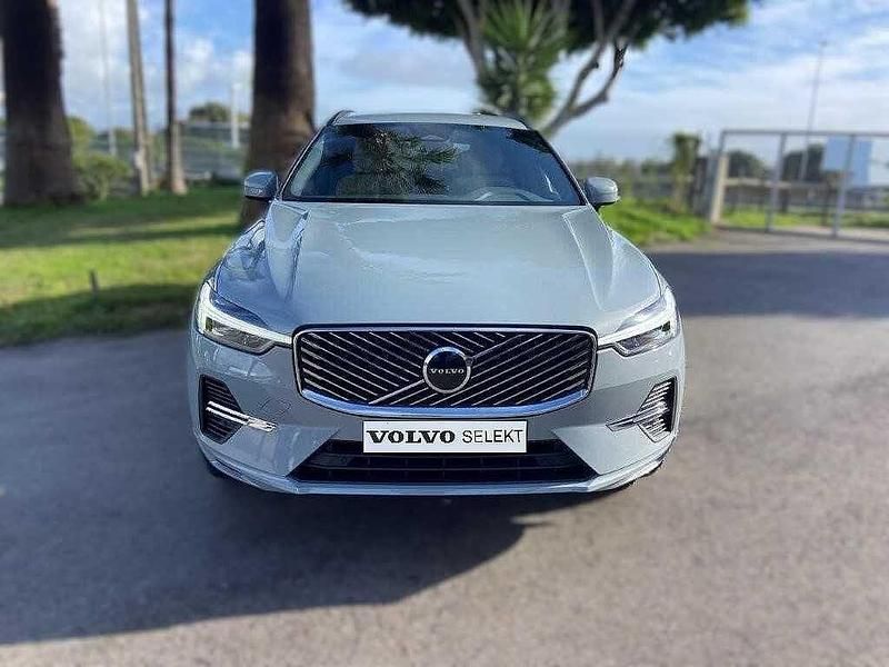 Usado Volvo XC60 349 HP (256 kW) 2026 Prateado SUV