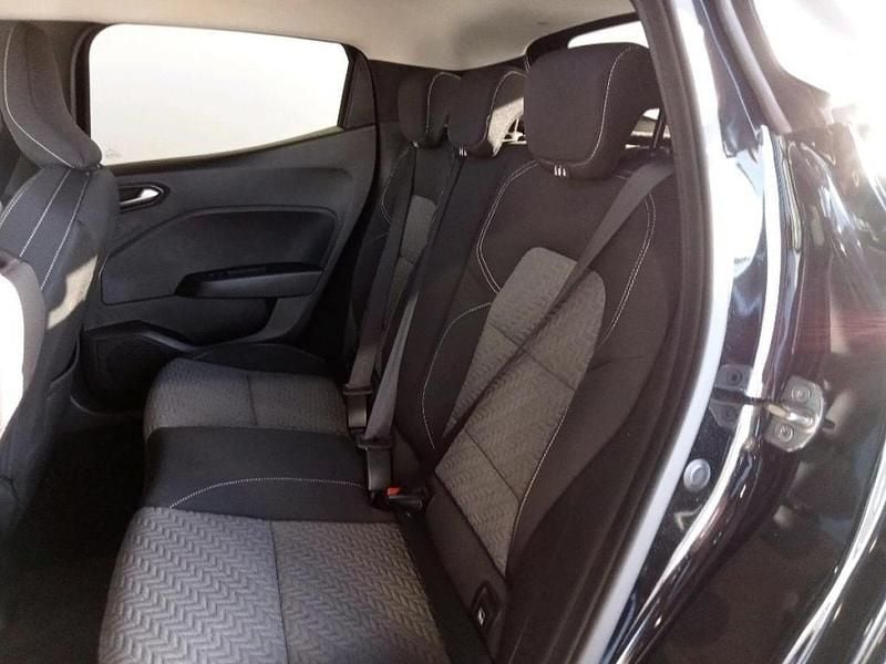 Usado Renault Clio V Evolution 100 HP (73 kW) 2023 Preto