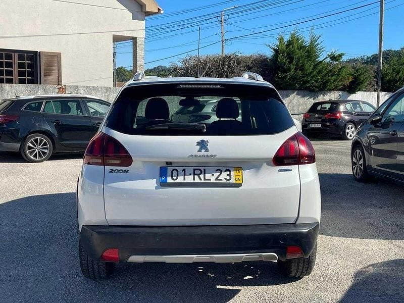 Usado Peugeot 2008 Allure 75 HP (55 kW) 2016 Branco SUV