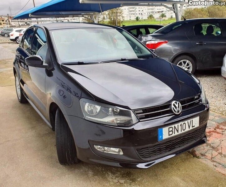 Preto Usado 2014 VW Polo Sedan | € 7.650 (Preço justo) - Imagem 1/1