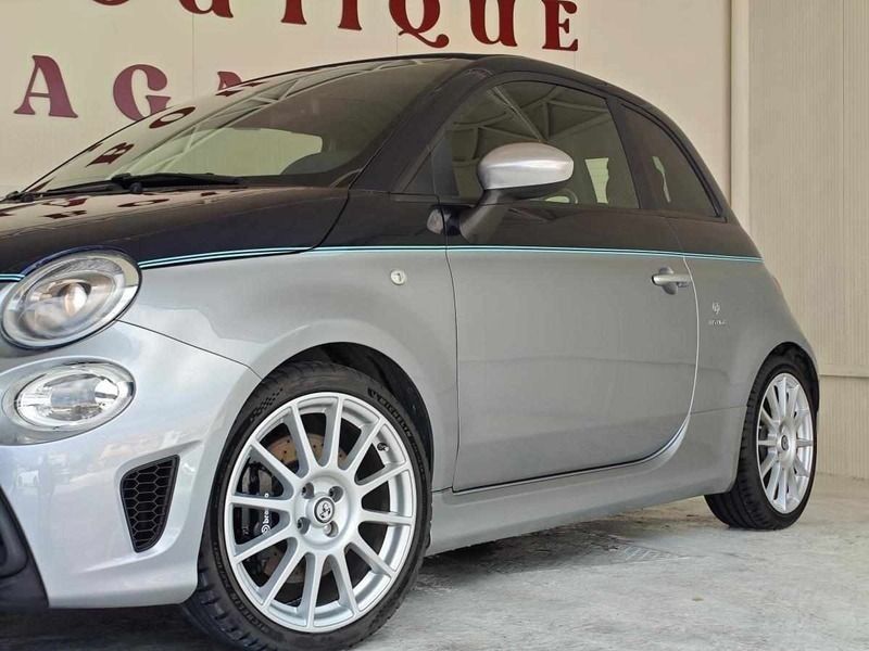Usado Abarth 500C 179 HP (131 kW) 2020 Cinzento Cabrios