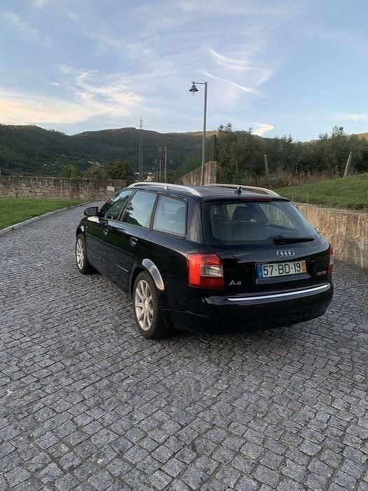 Usado 2002 Audi A4 Carrinha | € 4.800 (Preço justo) - Imagem 1/4