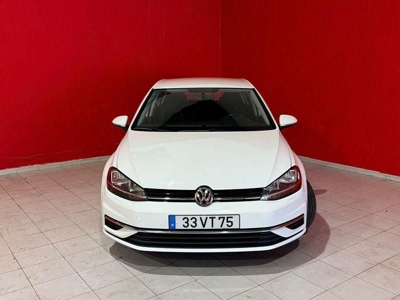 Usado 2017 VW Golf VII Sedan | € 13.250 (Preço justo) - Imagem 1/4