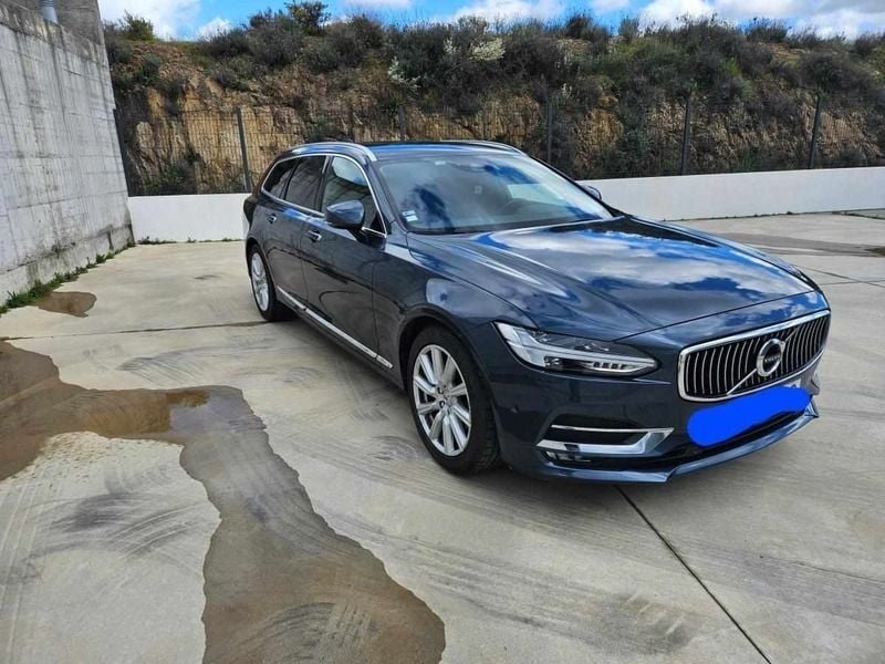 Azul Usado 2017 Volvo V90 Carrinha | € 24.000 (Preço justo) - Imagem 1/4