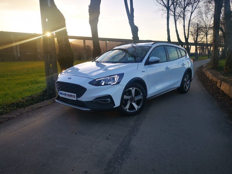 Branco Usado 2020 Ford Focus ST-Line Carrinha | € 15.990 (Preço justo) - Imagem 1/4