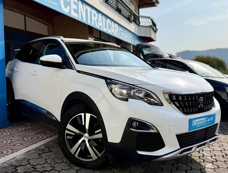 Branco Usado 2020 Peugeot 3008 Allure SUV | € 22.450 (Preço justo) - Imagem 1/3