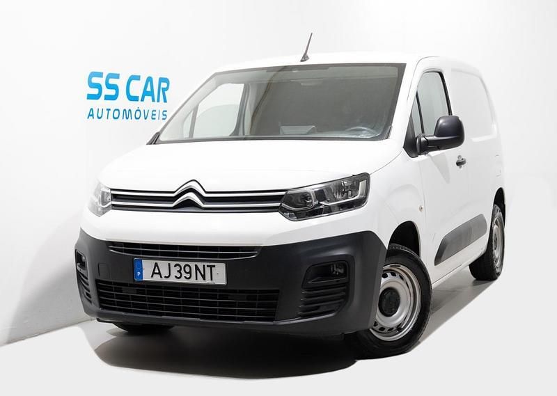 Branco Usado 2021 Citroën Berlingo Monovolume | € 12.750 (Bom preço) - Imagem 1/4