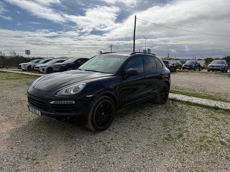 Usado Porsche Cayenne 245 HP (180 kW) 2012 SUV