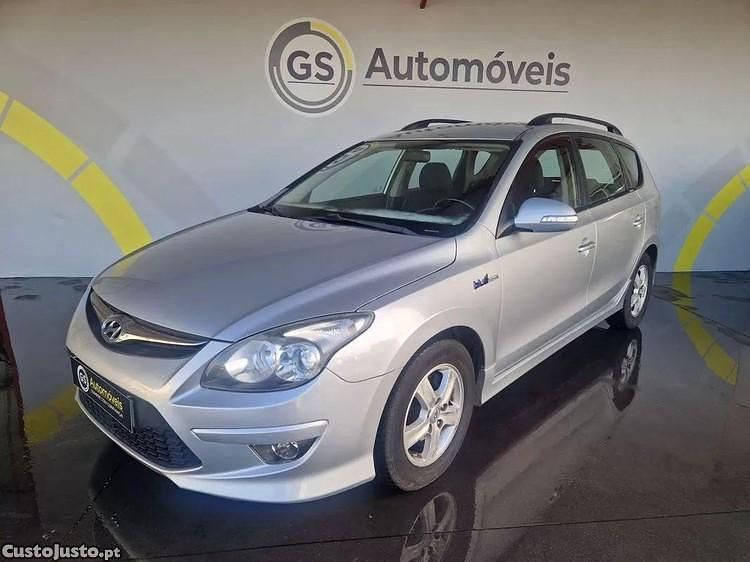 Outra Usado 2011 Hyundai i30 Comfort Citadino | € 5.990 - Imagem 1/1