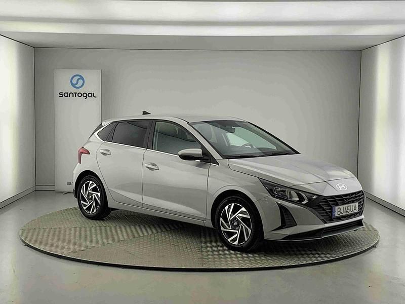 Usado Hyundai i20 Comfort 84 HP (61 kW) 2024 Cinza Citadino