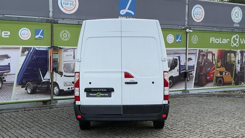 Usado Renault Master 145 HP (106 kW) 2017 Branco Van