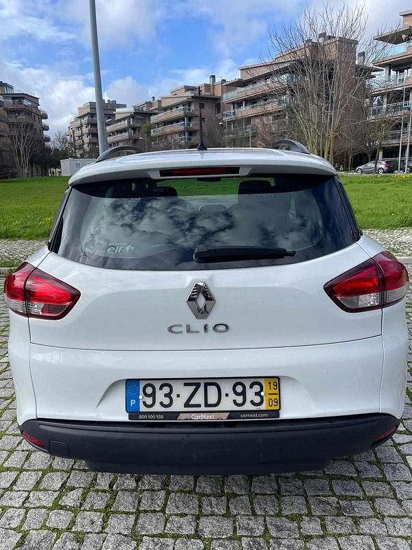 Usado Renault Clio GrandTour 90 HP (66 kW) 2019 Branco Carrinha