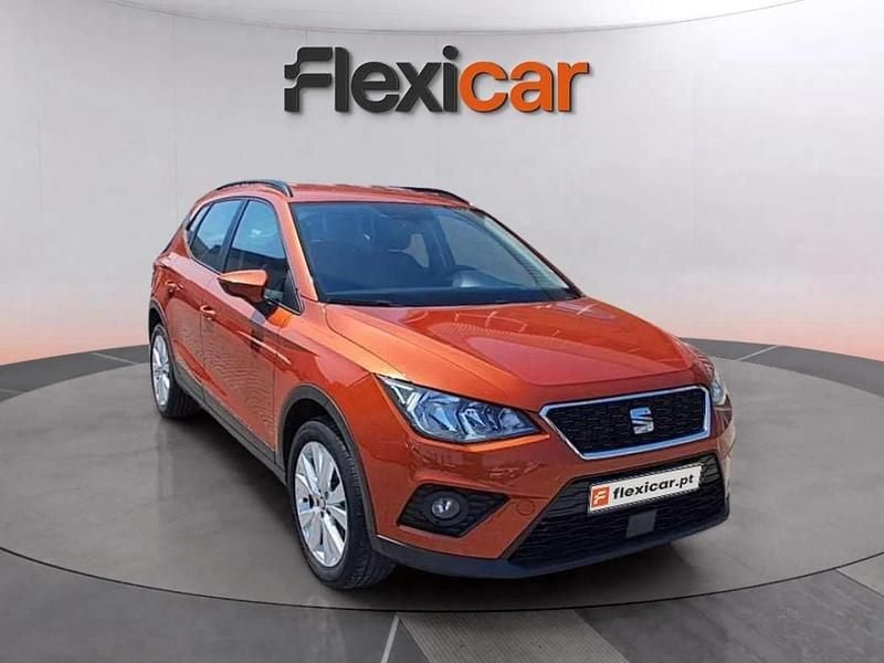 Laranja Usado 2019 Seat Arona Style SUV | € 14.490 (Preço justo) - Imagem 1/4