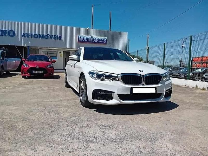 Branco Usado 2019 BMW 520 Sedan | € 32.900 (Preço justo) - Imagem 1/4