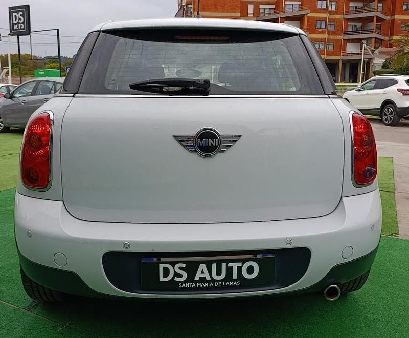 Usado Mini Countryman 98 HP (72 kW) 2012 Branco SUV
