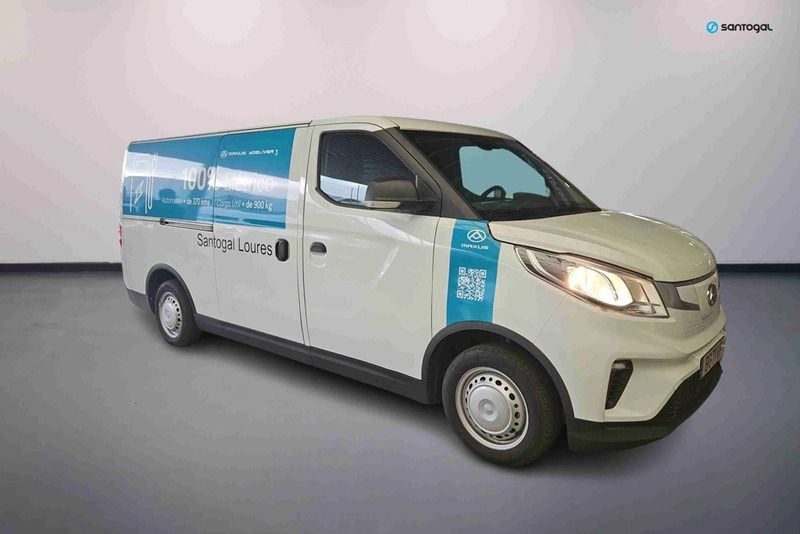 Usado Maxus eDeliver 3 88 kW (121 HP) 2024 Branco Van