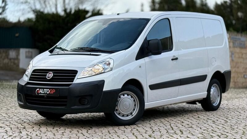 Branco Usado 2015 Fiat Scudo Monovolume | € 12.900 - Imagem 1/4