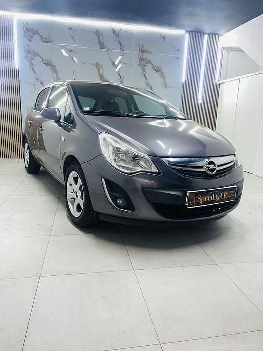 Usado 2012 Opel Corsa Sedan | € 6.000 (Preço justo) - Imagem 1/4