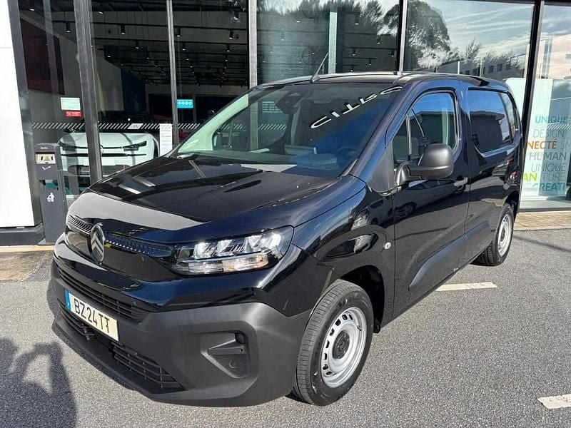 Preto Novo 2025 Citroën Berlingo | € 21.750 - Imagem 1/4
