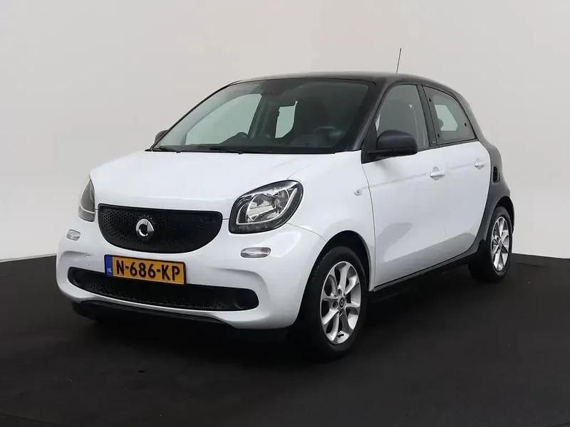 Branco Usado 2017 Smart ForFour Electric Drive Passion | € 10.900 (Preço justo) - Imagem 1/4