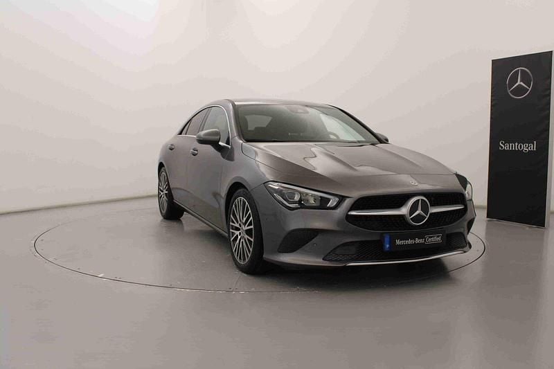 Cinzento Usado 2020 Mercedes CLA180 Progressive Sedan | € 28.990 (Preço justo) - Imagem 1/4