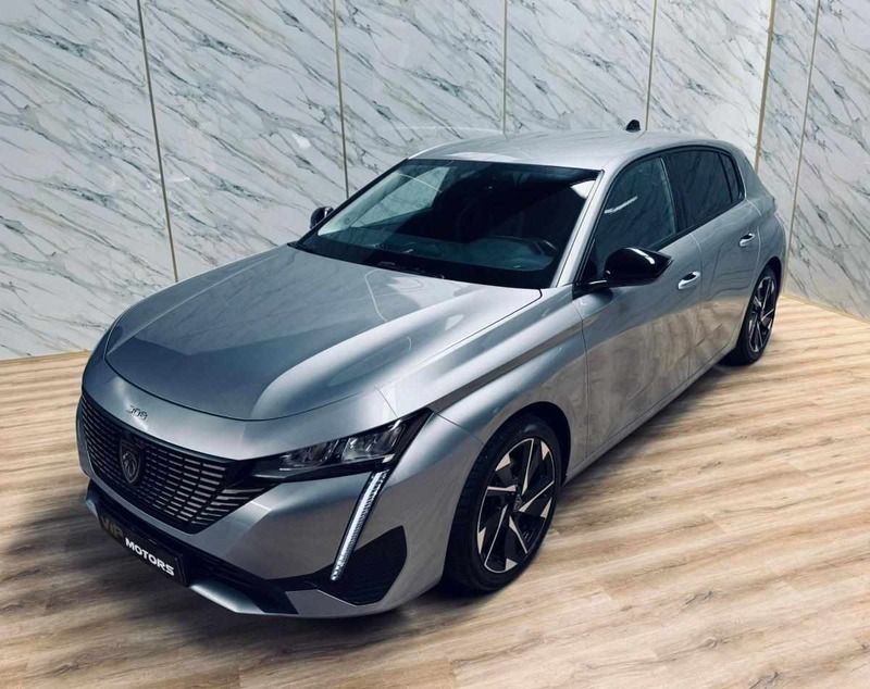 Cinza Usado 2022 Peugeot 308 Allure | € 21.900 (Preço justo) - Imagem 1/4