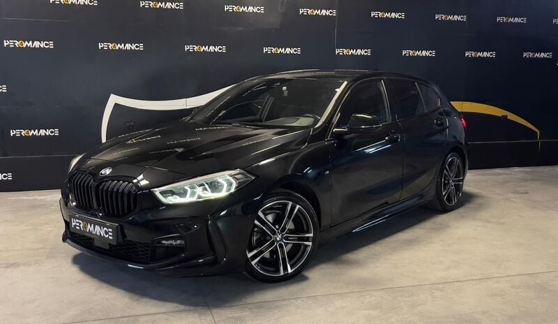 Preto Usado 2021 BMW 118 Citadino | € 29.900 (Preço justo) - Imagem 1/4
