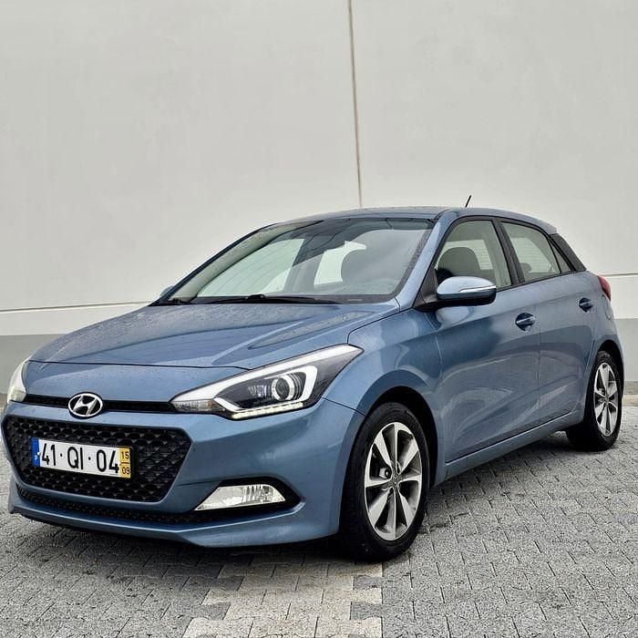 Usado 2015 Hyundai i20 Sedan | € 5.950 (Bom preço) - Imagem 1/4