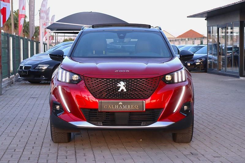 Usado Peugeot e-2008 GT 100 kW (136 HP) 2021 Vermelho SUV