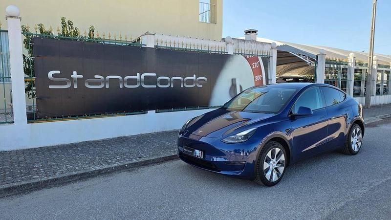 Azul Usado 2021 Tesla Model Y SUV | € 35.900 (Preço justo) - Imagem 1/4