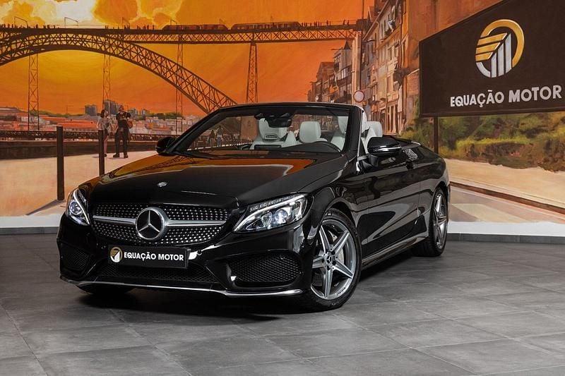 Preto Usado 2017 Mercedes C250 AMG line Cabrios | € 35.900 - Imagem 1/4