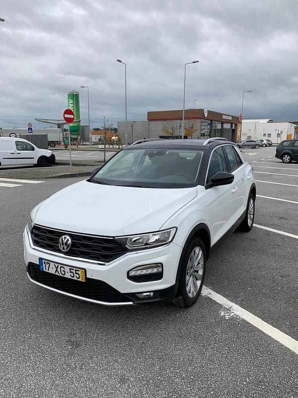 Branco Usado 2019 VW T-Roc SUV | € 17.500 (Preço justo) - Imagem 1/4