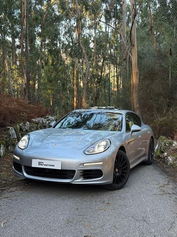 Usado Porsche Panamera Platinum Edition 250 HP (183 kW) 2013 Cinza Citadino