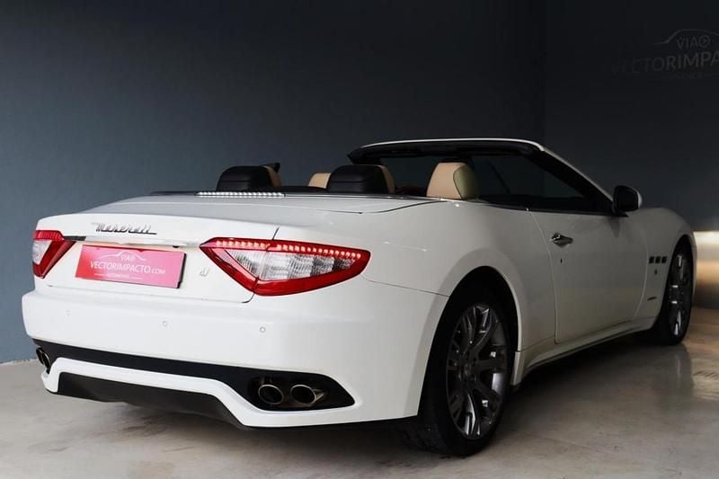 Usado Maserati Granturismo 440 HP (323 kW) 2011 Branco Coupé