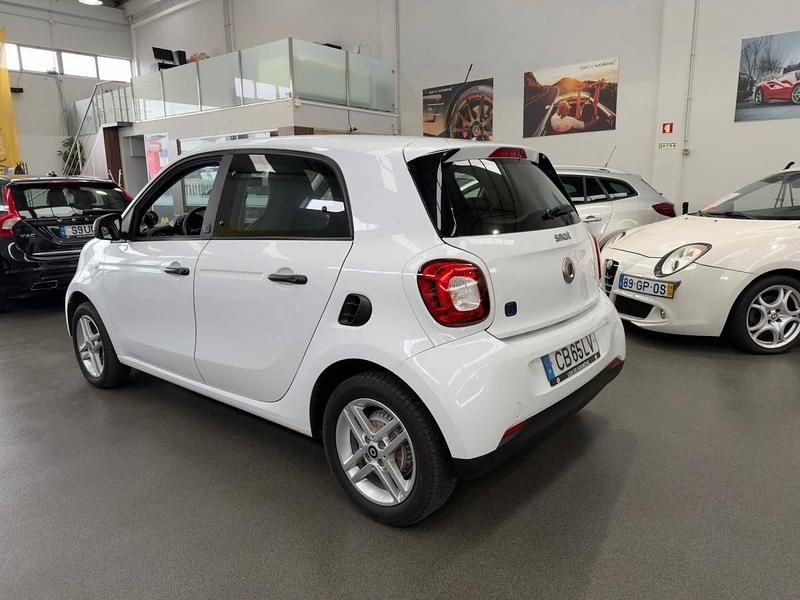 Usado Smart ForFour Electric Drive Passion 60 kW (82 HP) 2022 Branco