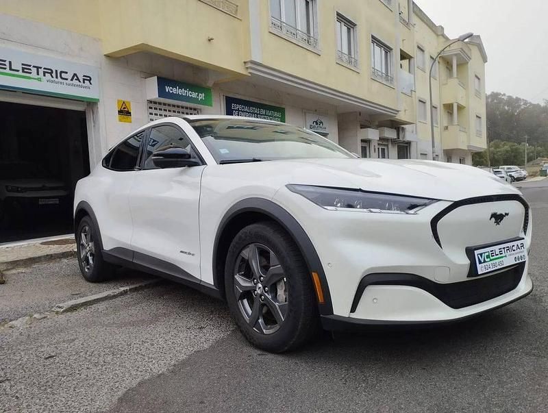 Branco Usado 2022 Ford Mustang Mach-E Premium SUV | € 28.920 (Super Preço) - Imagem 1/4