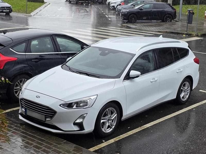Usado Ford Focus 120 HP (88 kW) 2019 Branco Citadino