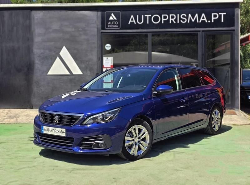 Usado Peugeot 308 SW 120 HP (88 kW) 2018 Azul Carrinha