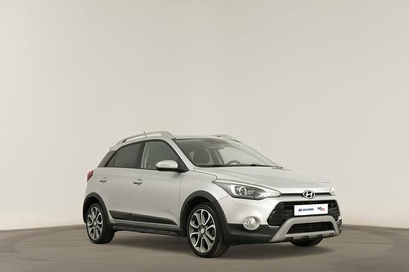 Cinzento Usado 2018 Hyundai i20 Active | € 14.990 (Preço elevado) - Imagem 1/4