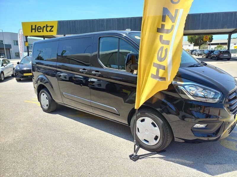 Preto Usado 2023 Ford Transit Trend Monovolume | € 36.490 (Caro) - Imagem 1/4
