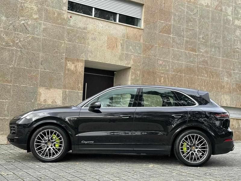 Preto Usado 2020 Porsche Cayenne SUV | € 69.900 (Super Preço) - Imagem 1/4
