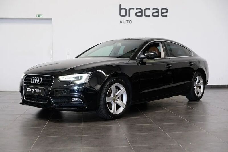 Preto Usado 2012 Audi A5 Sportback | € 16.900 - Imagem 1/4