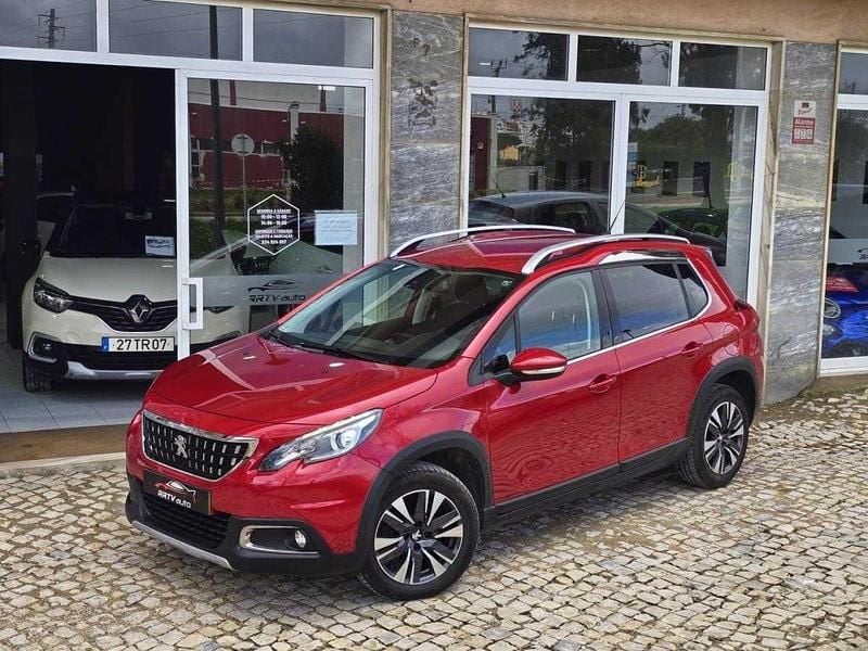 Usado Peugeot 2008 Allure 110 HP (80 kW) 2018 Vermelho SUV