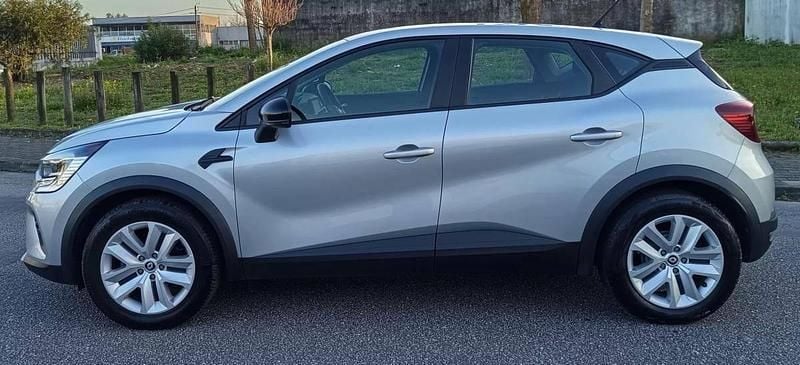 Usado Renault Captur Evolution 145 HP (106 kW) 2022 Cinza SUV