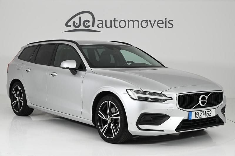 Cinza Usado 2019 Volvo V60 Momentum Carrinha | € 24.900 (Preço justo) - Imagem 1/4