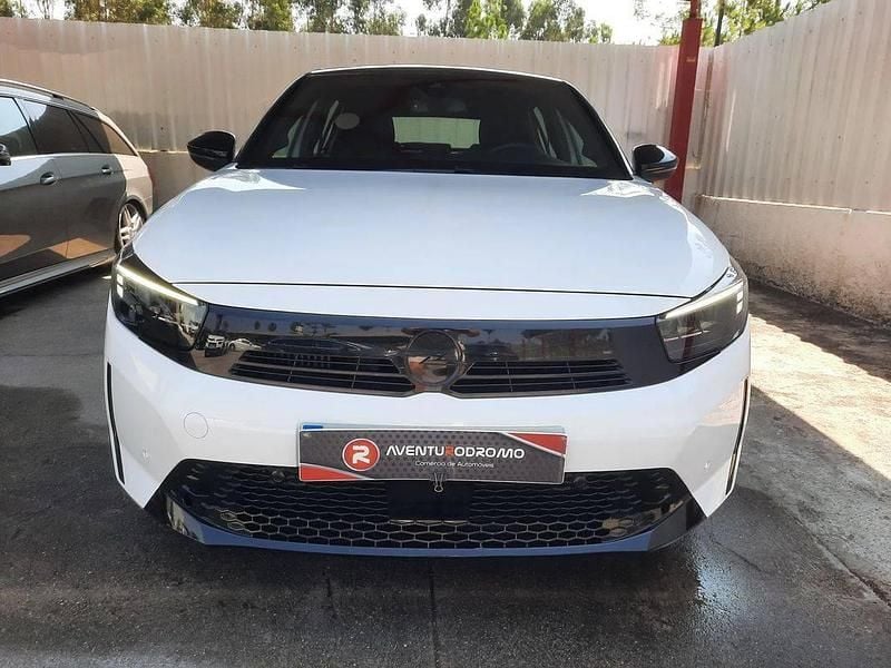 Branco Usado 2024 Opel Corsa | € 16.900 (Preço justo) - Imagem 1/4