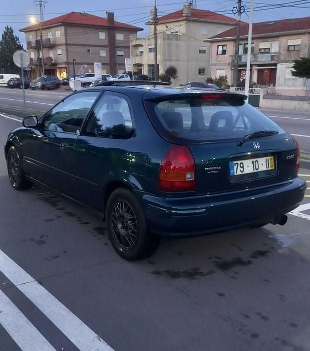 Usado Honda Civic 115 HP (84 kW) 1997