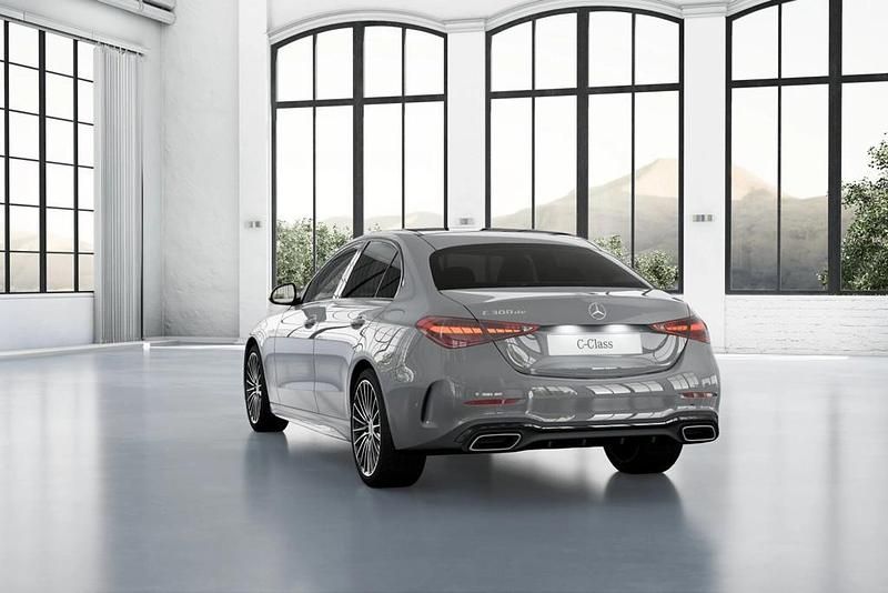 Novo Mercedes C300 313 HP (230 kW) 2025 Cinzento Sedan