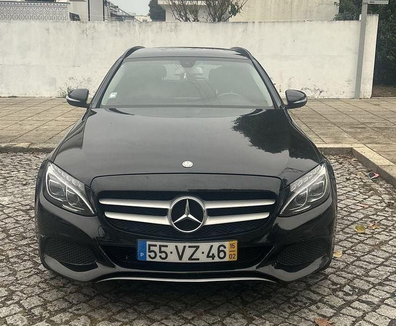 Usado 2015 Mercedes C200 Sedan | € 11.999 - Imagem 1/4