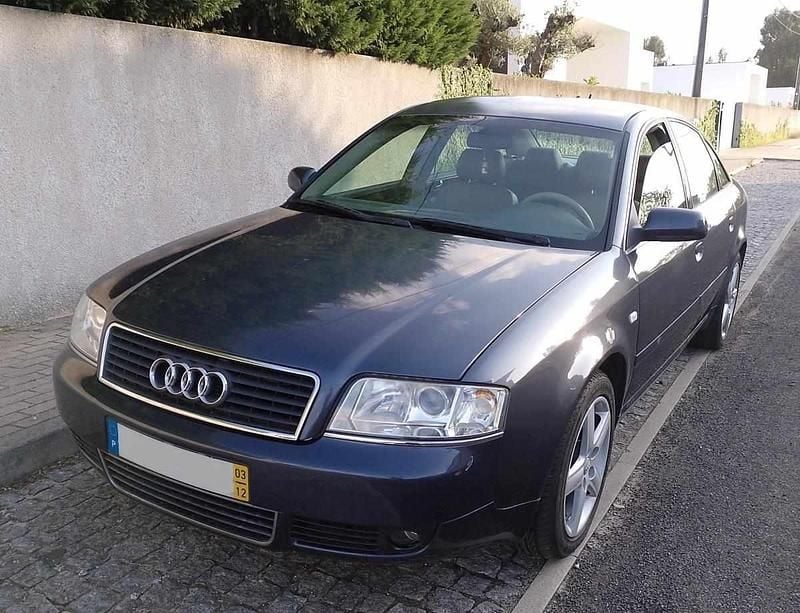 Azul Usado 2003 Audi A6 Premium Sedan | € 3.600 (Preço justo) - Imagem 1/4
